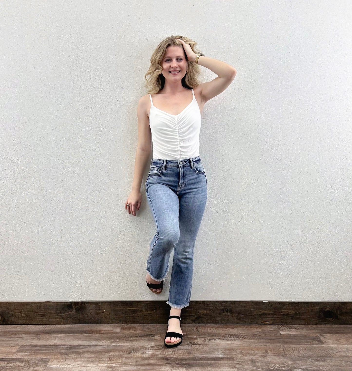 Hidden Happi Crop Flare