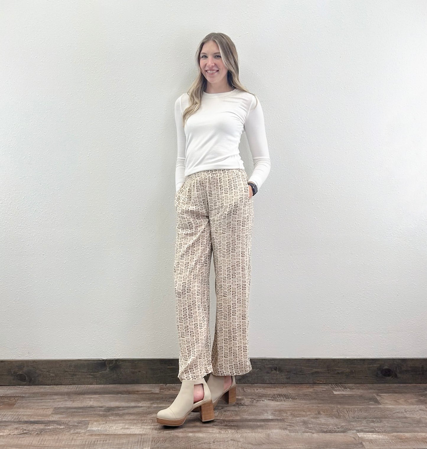 Abstract Pants