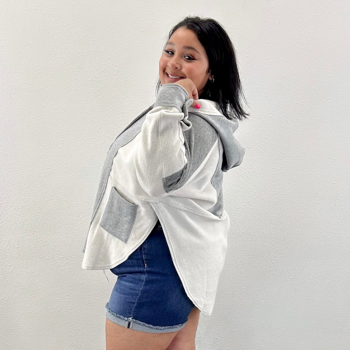 Dove Pullover