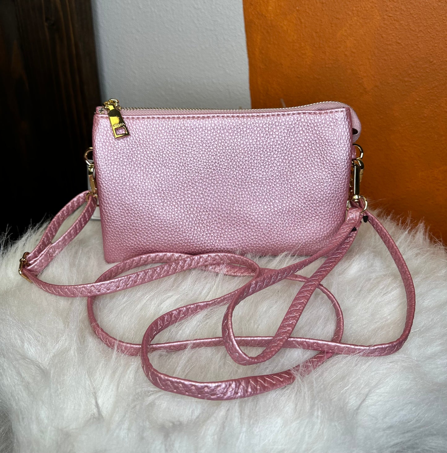 Riley Crossbody/Wristlet
