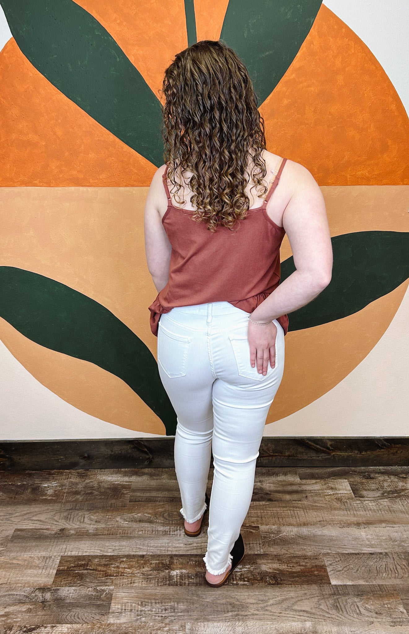 Hidden Amelia Skinnies