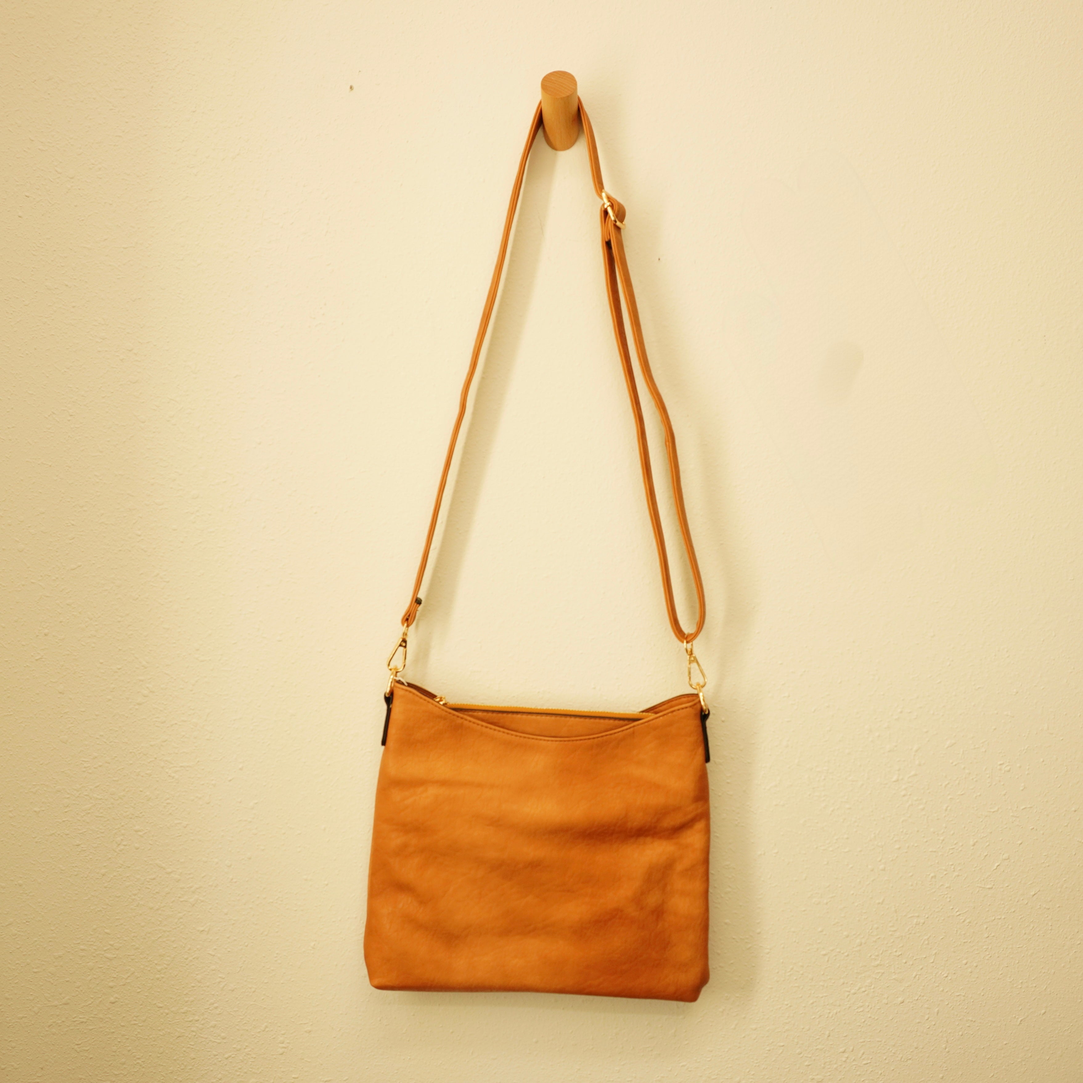 Emma Crossbody