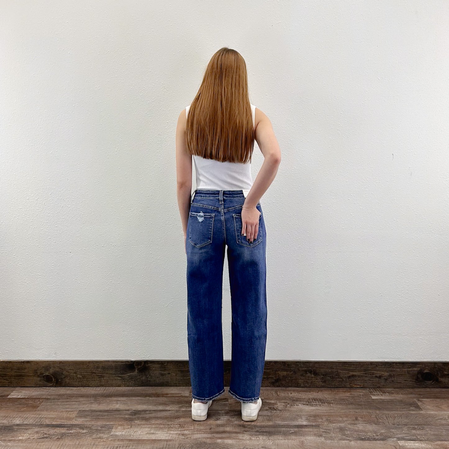 Ankle Barrel Jeans