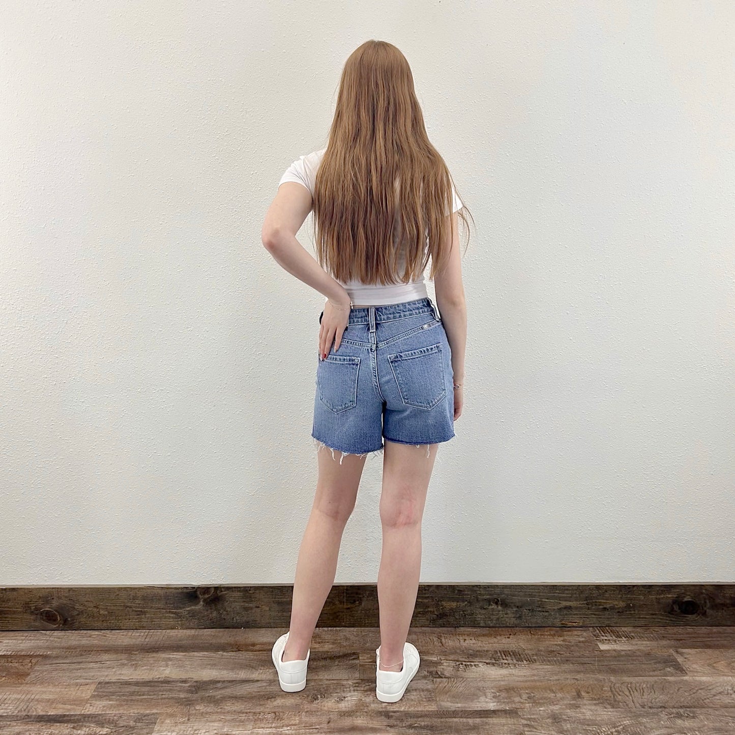 HR Scissor Cut Shorts
