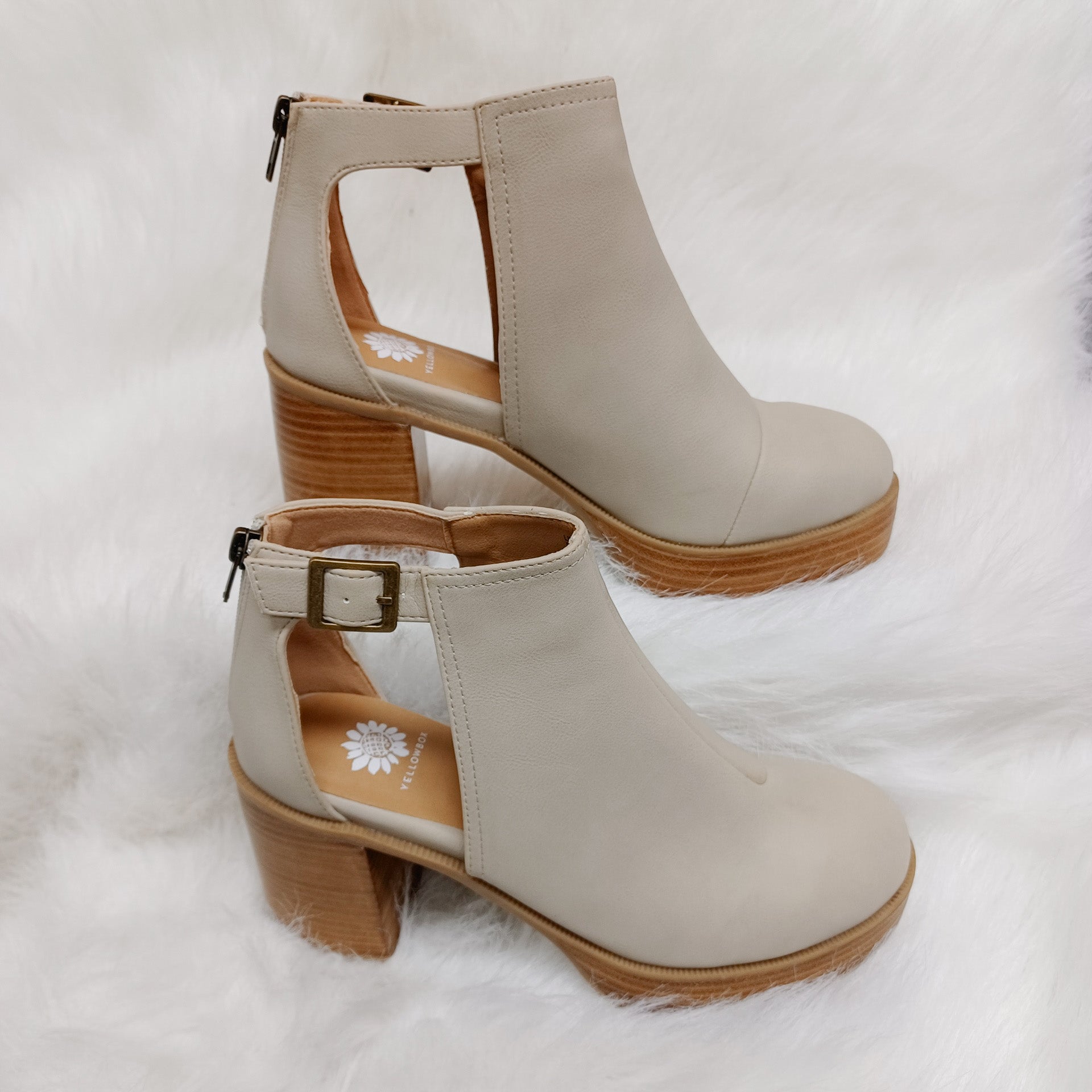 Linea Heel