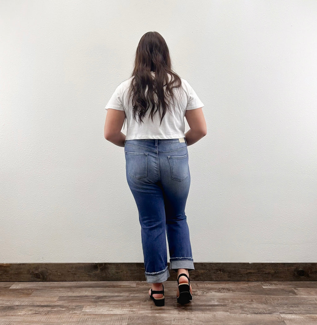 Curvy Distressed Straight Jeans