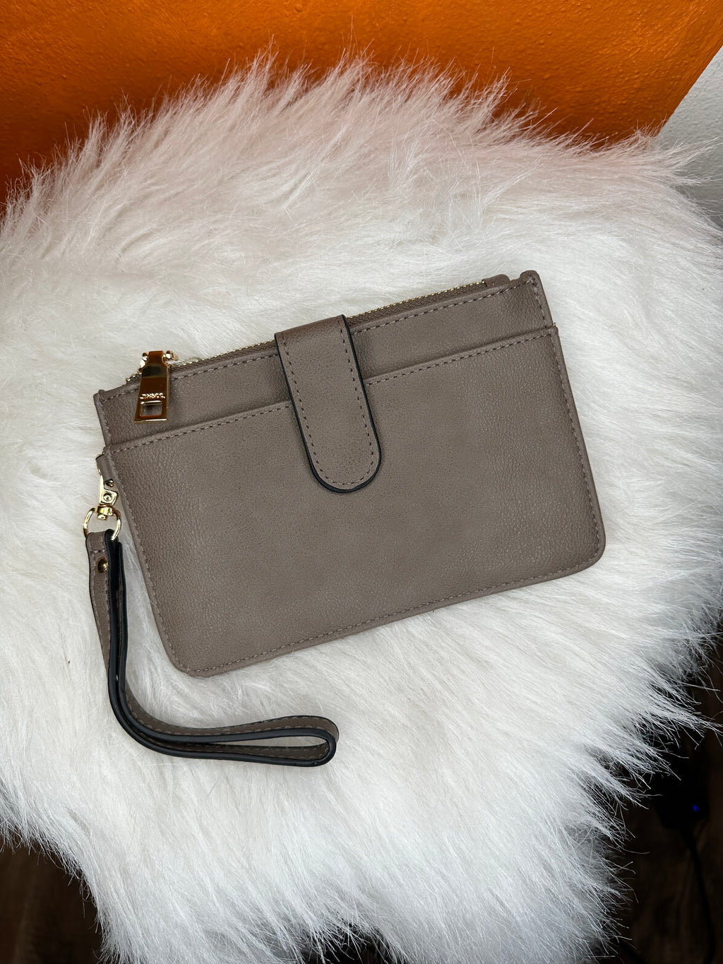Pearl Wallet/Clutch