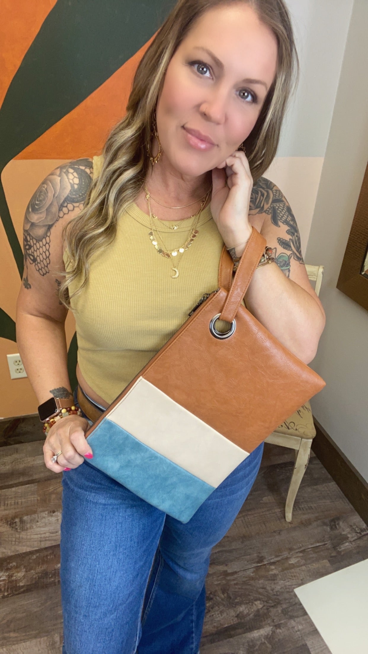 Trendy Clutch